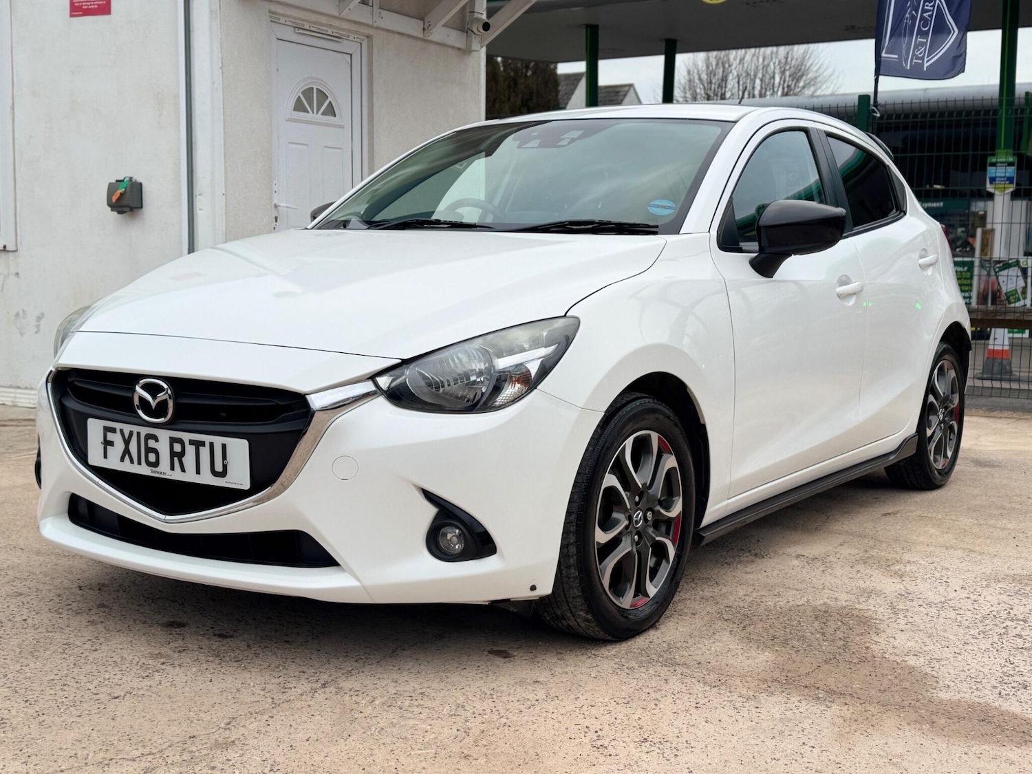 Used Mazda Mazda2 2016 for sale - 78047962: Photo 12