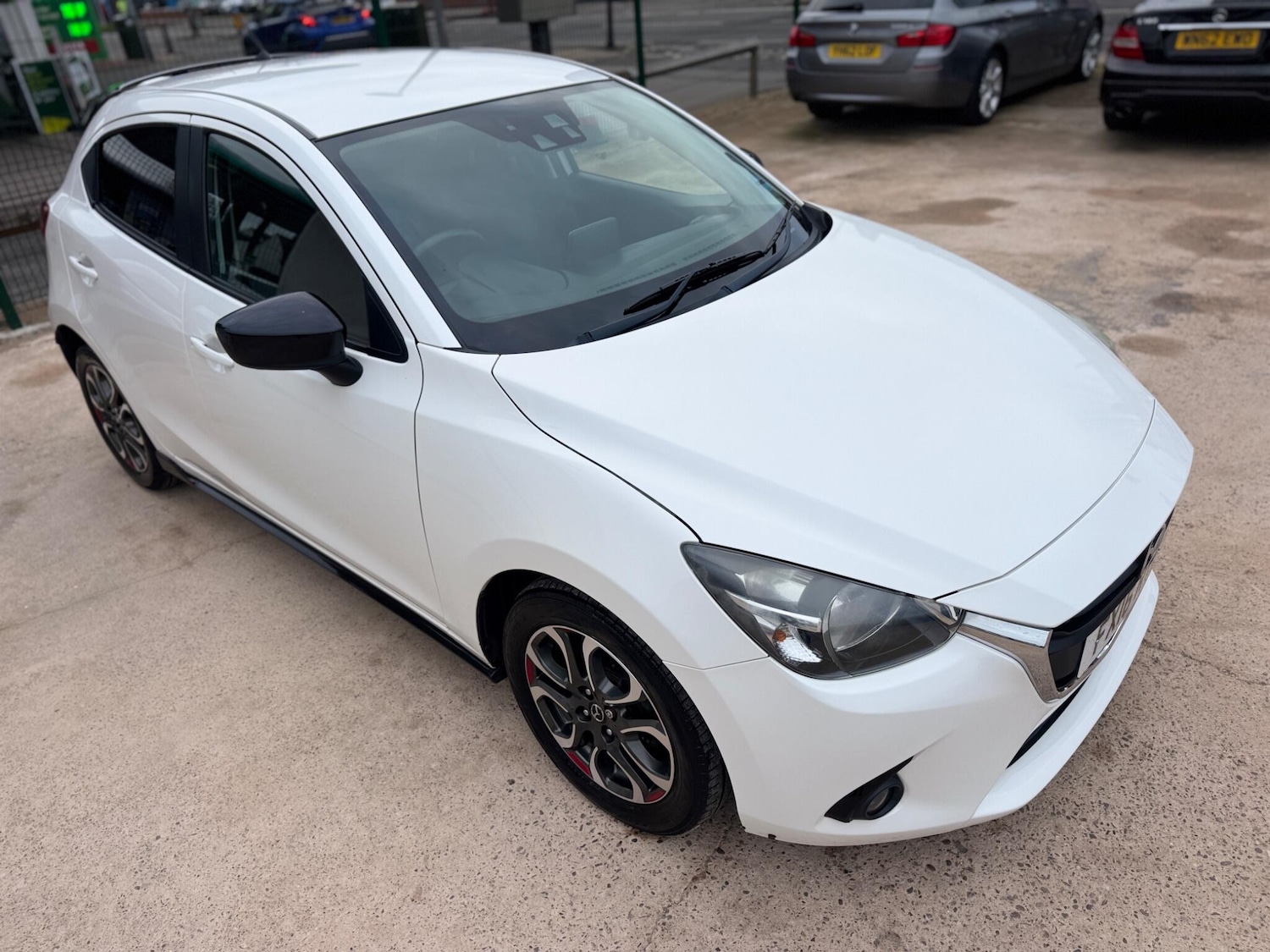 Used Mazda Mazda2 2016 for sale - 78047962: Photo 17