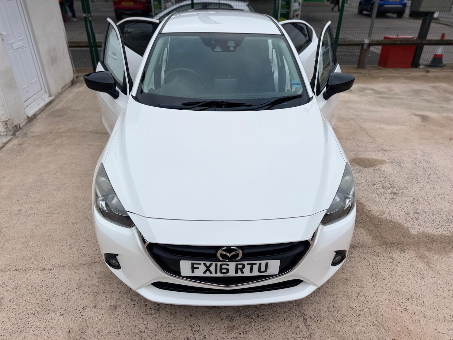 Used Mazda Mazda2 2016 for sale - 78047962: Photo 23