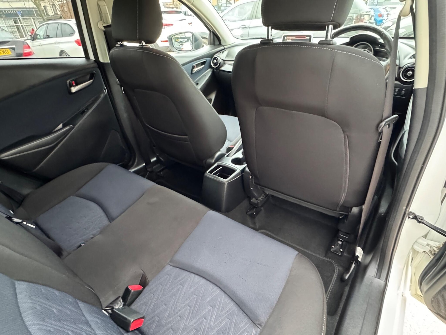 Used Mazda Mazda2 2016 for sale - 78047962: Photo 30