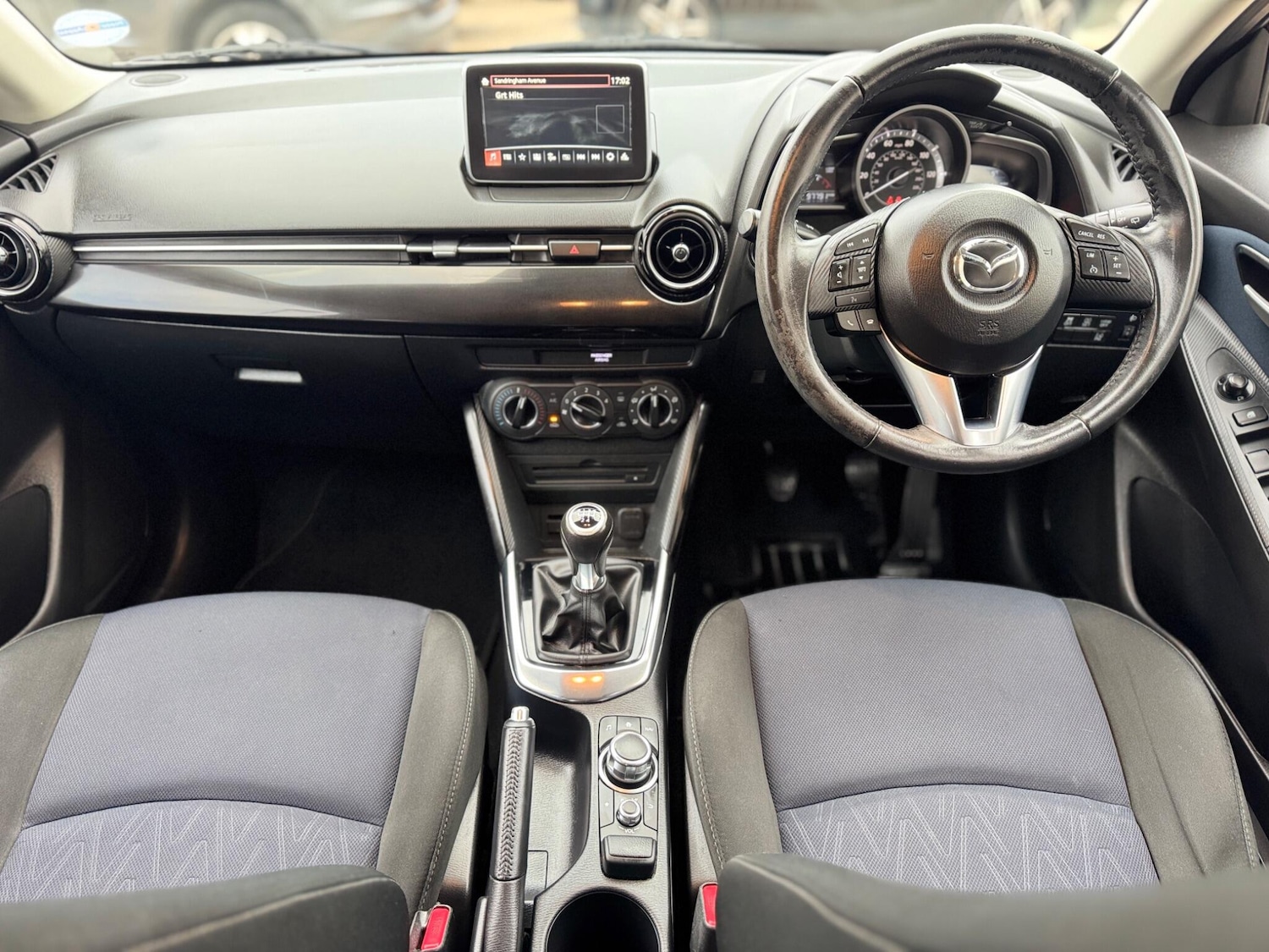 Used Mazda Mazda2 2016 for sale - 78047962: Photo 4