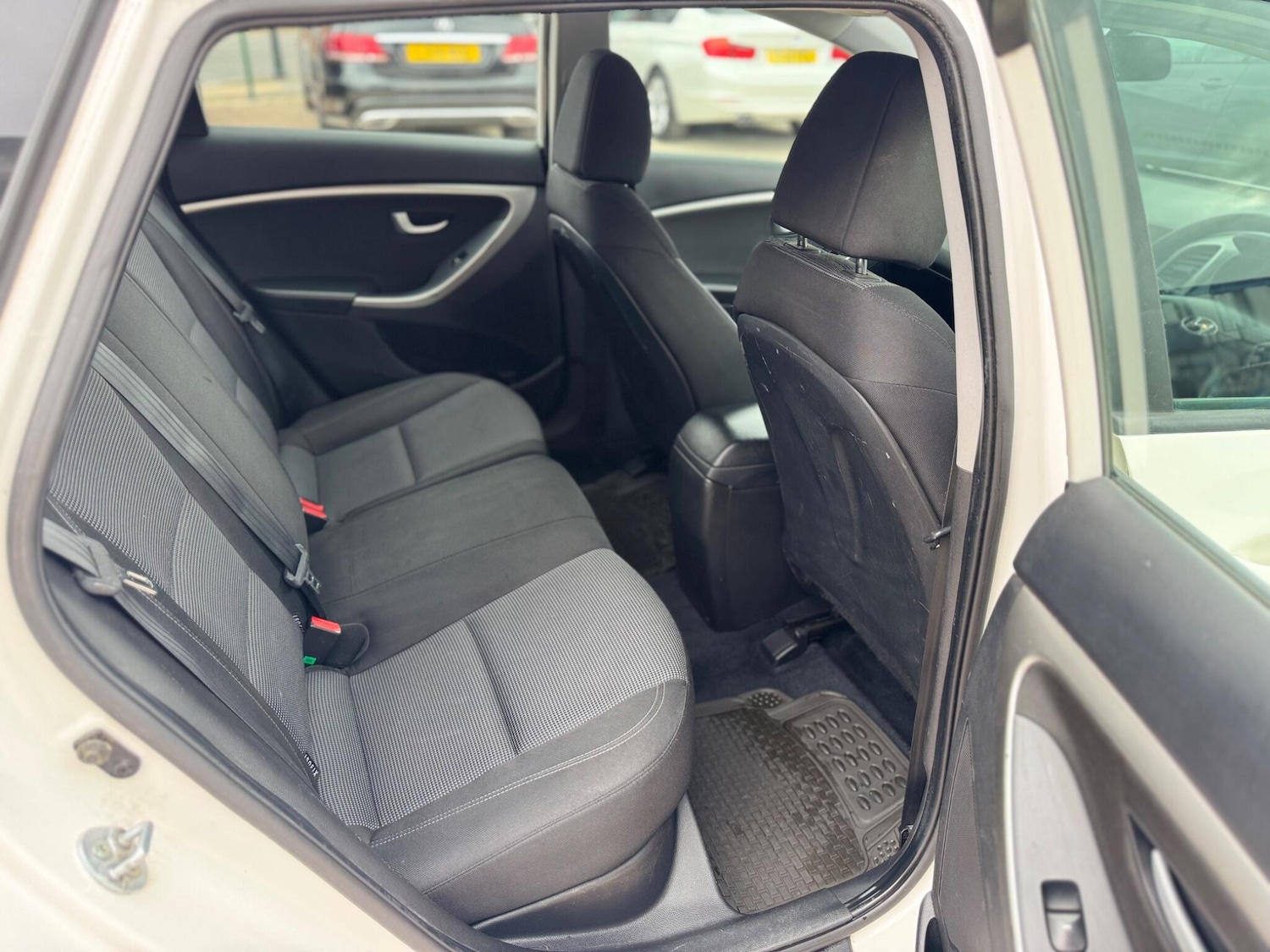 Vehicle 29