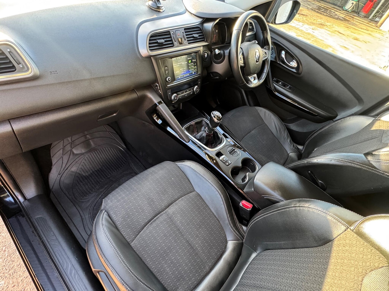 Used Renault Kadjar 2015 for sale - 76701152: Photo 29