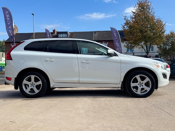 Used Volvo XC60 2010 for sale - 76189979: Photo 13
