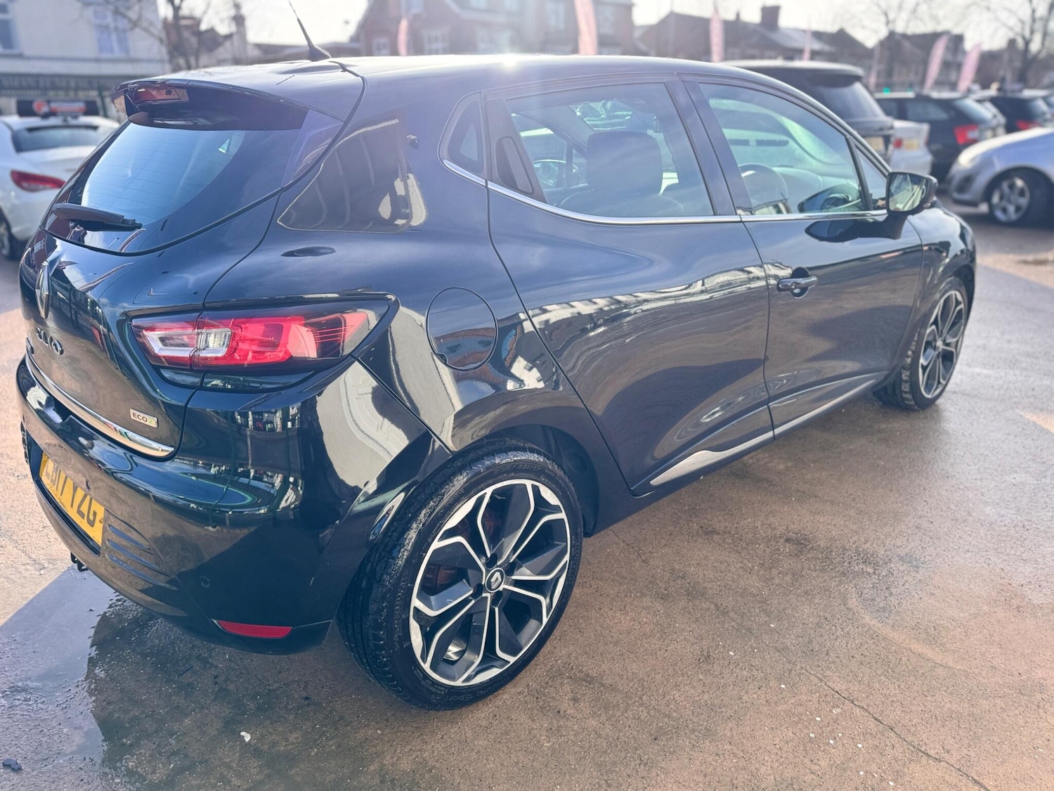 Used Renault Clio 2017 for sale - 77395871: Photo 11