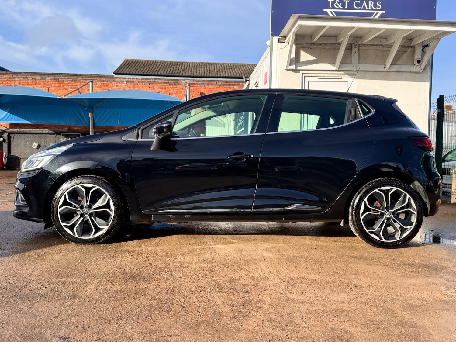 Used Renault Clio 2017 for sale - 77395871: Photo 18