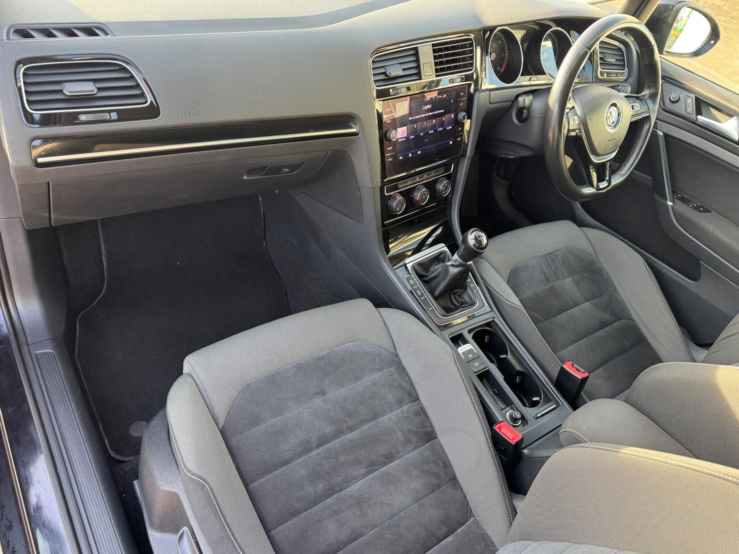 Used Volkswagen Golf 2013 for sale - 76918542: Photo 29