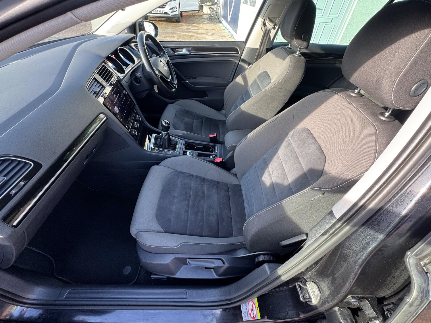 Used Volkswagen Golf 2013 for sale - 76918542: Photo 30