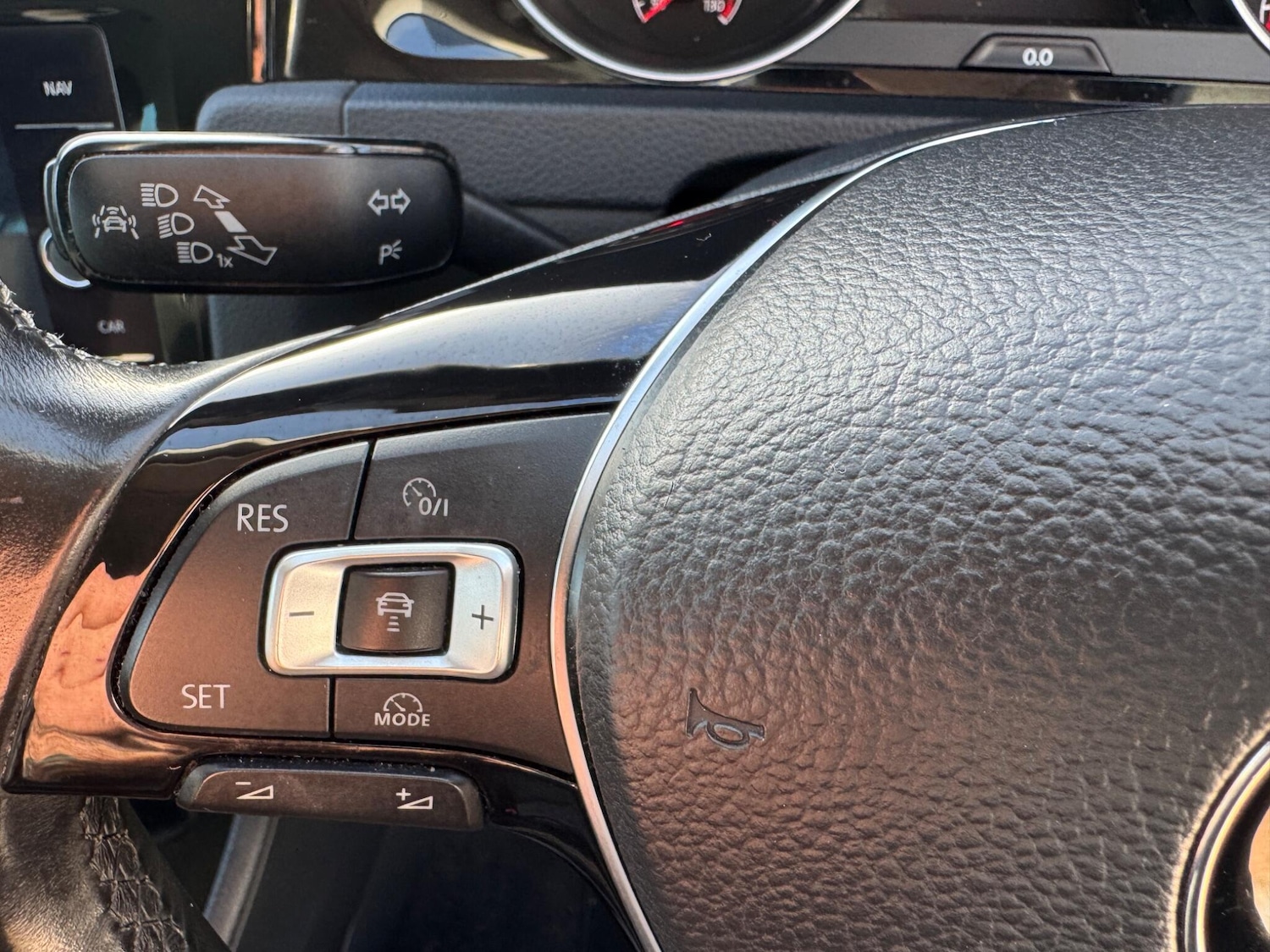 Used Volkswagen Golf 2013 for sale - 76918542: Photo 45