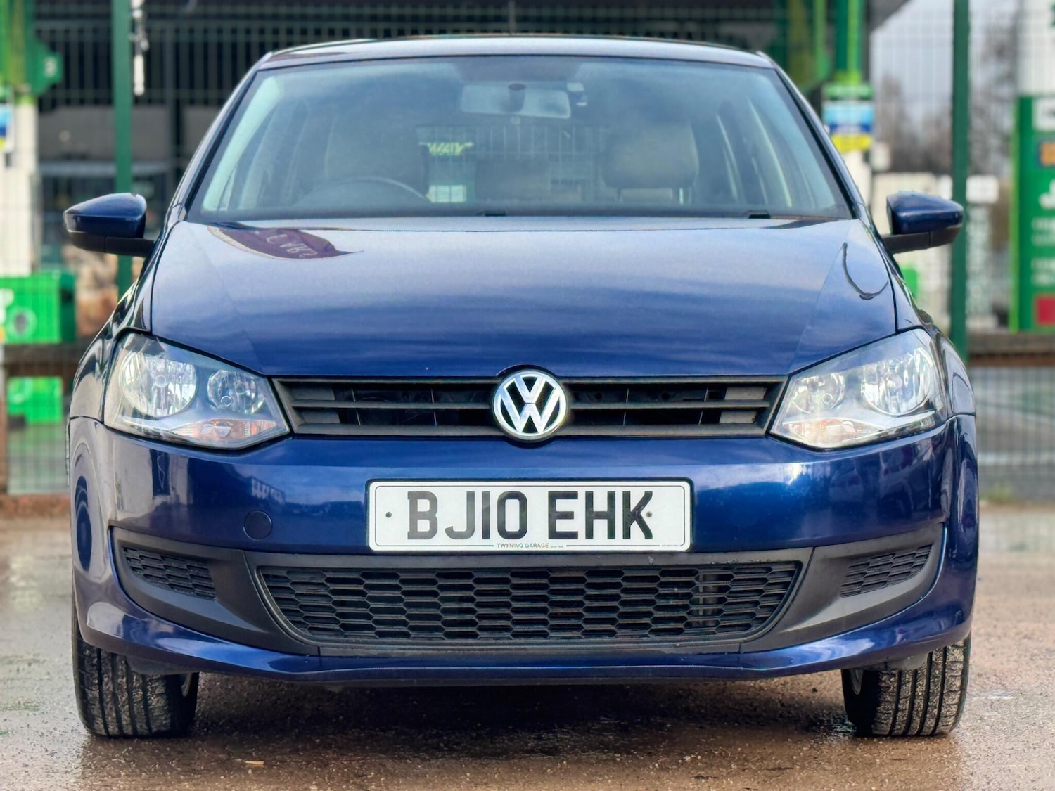 Used Volkswagen Polo 2010 for sale - 76850146: Photo 2