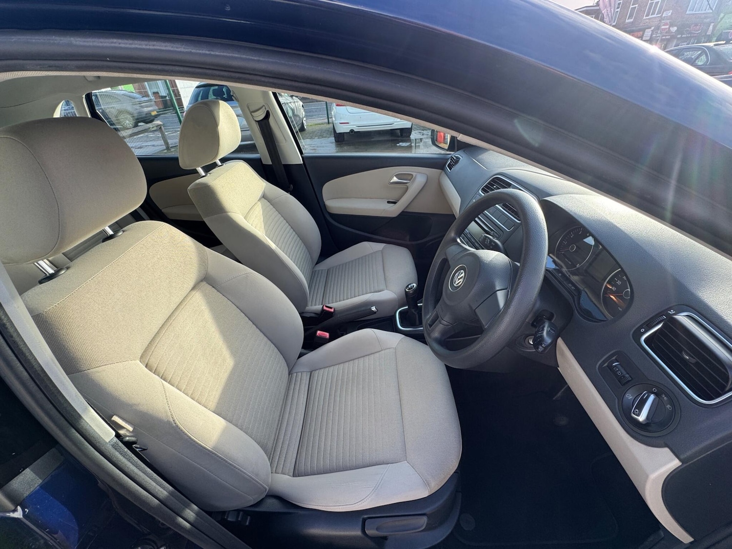 Used Volkswagen Polo 2010 for sale - 76850146: Photo 23