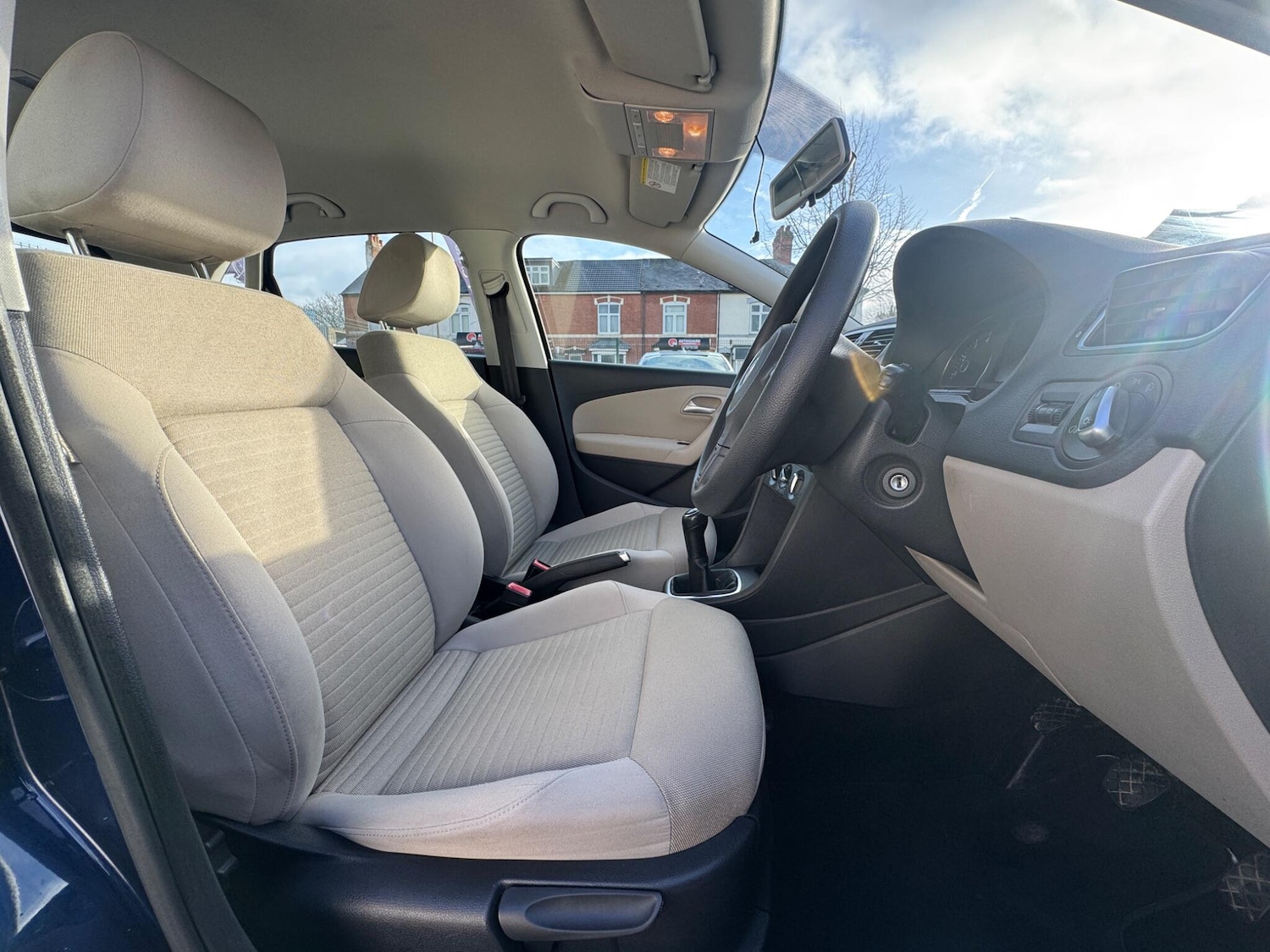 Used Volkswagen Polo 2010 for sale - 76850146: Photo 25