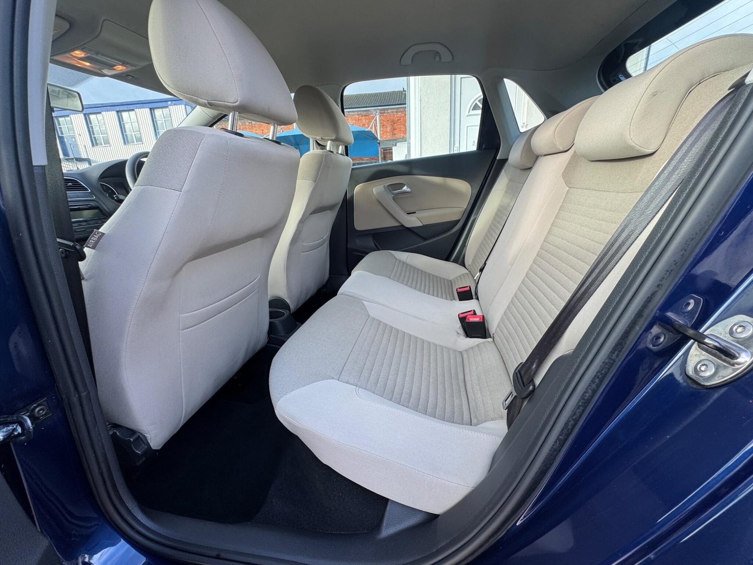 Used Volkswagen Polo 2010 for sale - 76850146: Photo 30