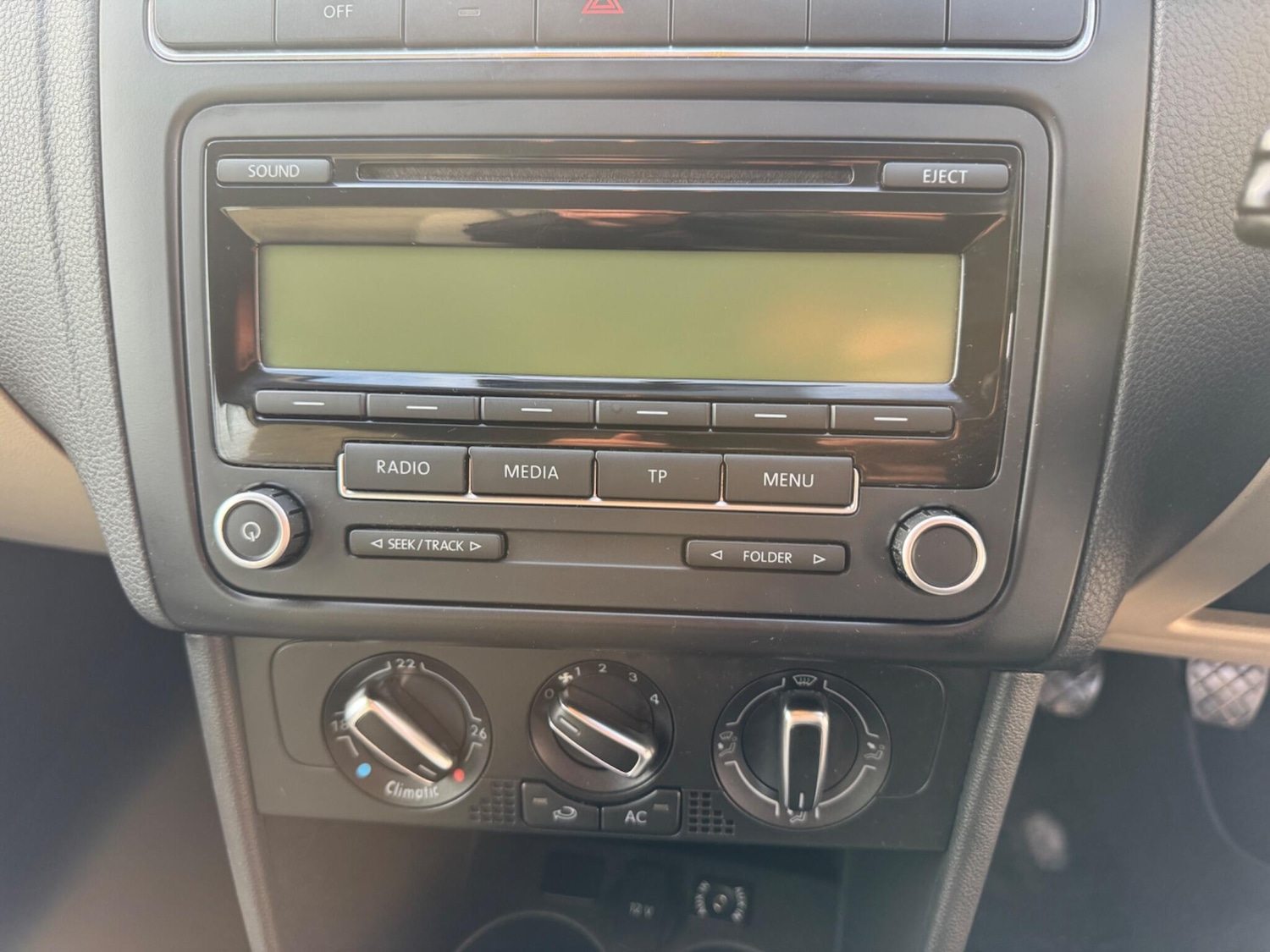 Used Volkswagen Polo 2010 for sale - 76850146: Photo 32