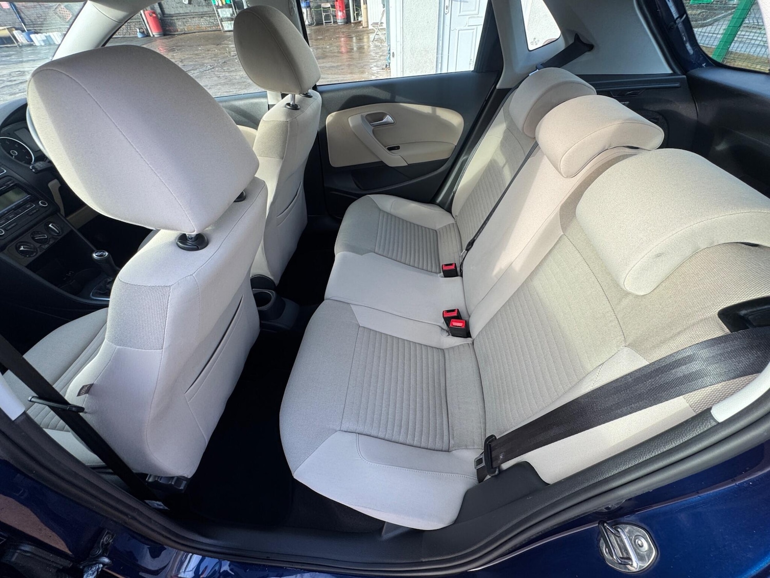 Used Volkswagen Polo 2010 for sale - 76850146: Photo 5