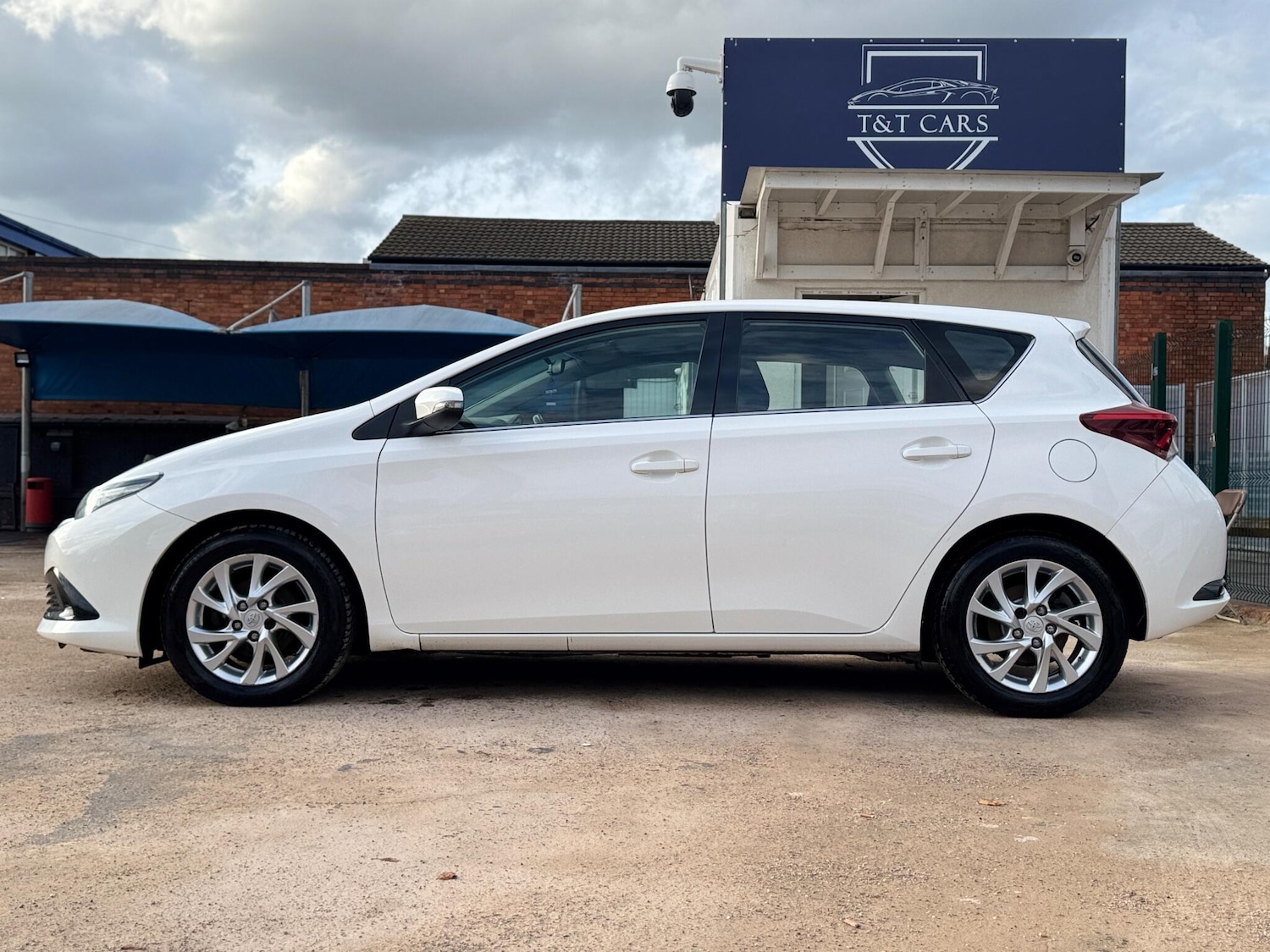 Used Toyota Auris 2016 for sale - 76336213: Photo 17