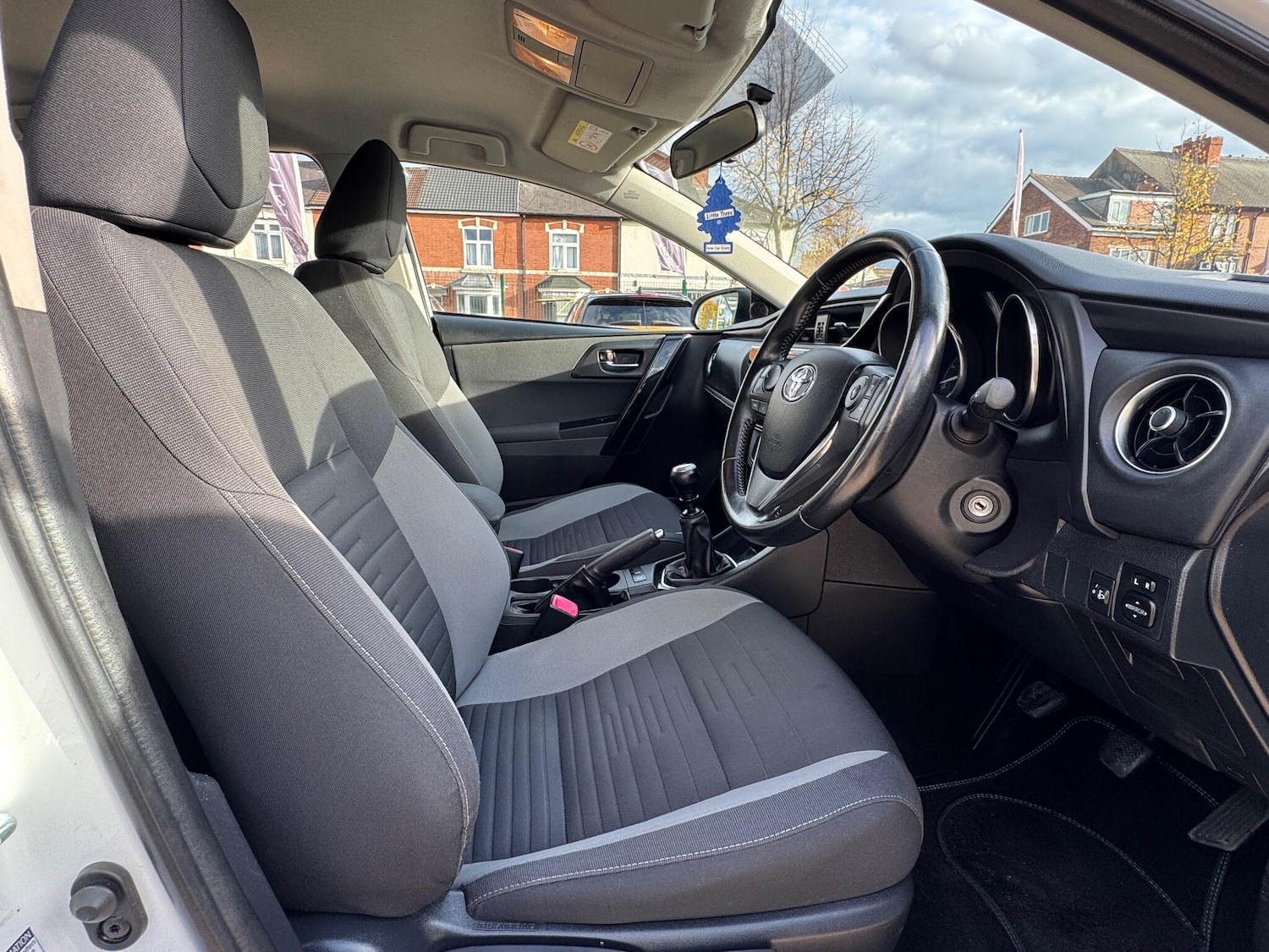 Used Toyota Auris 2016 for sale - 76336213: Photo 26