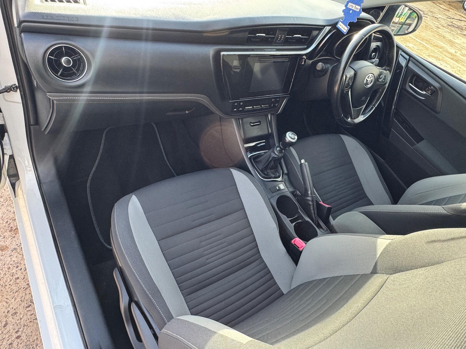 Used Toyota Auris 2016 for sale - 76336213: Photo 29