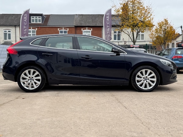 Used Volvo V40 2016 for sale - 76282881: Photo 18