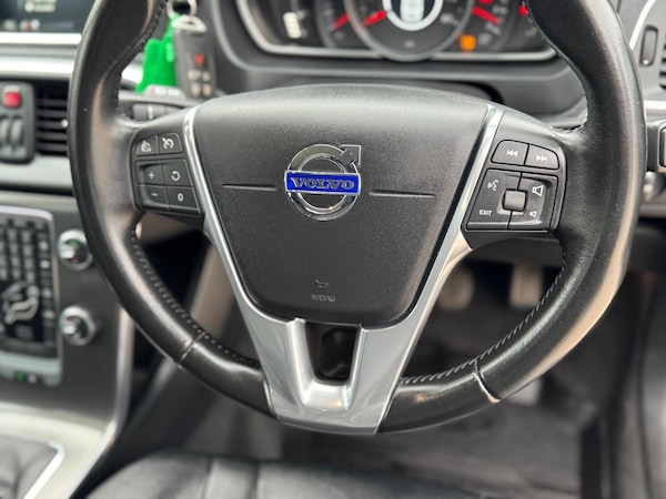 Used Volvo V40 2016 for sale - 76282881: Photo 34