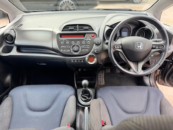 Used Honda Jazz 2015 for sale - 75769372: Photo