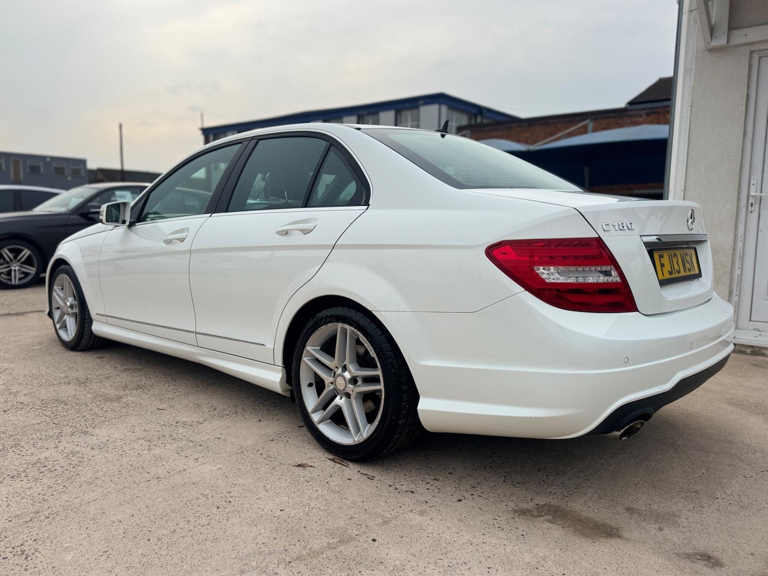 Used Mercedes-Benz C Class 2013 for sale - 77982685: Photo 16