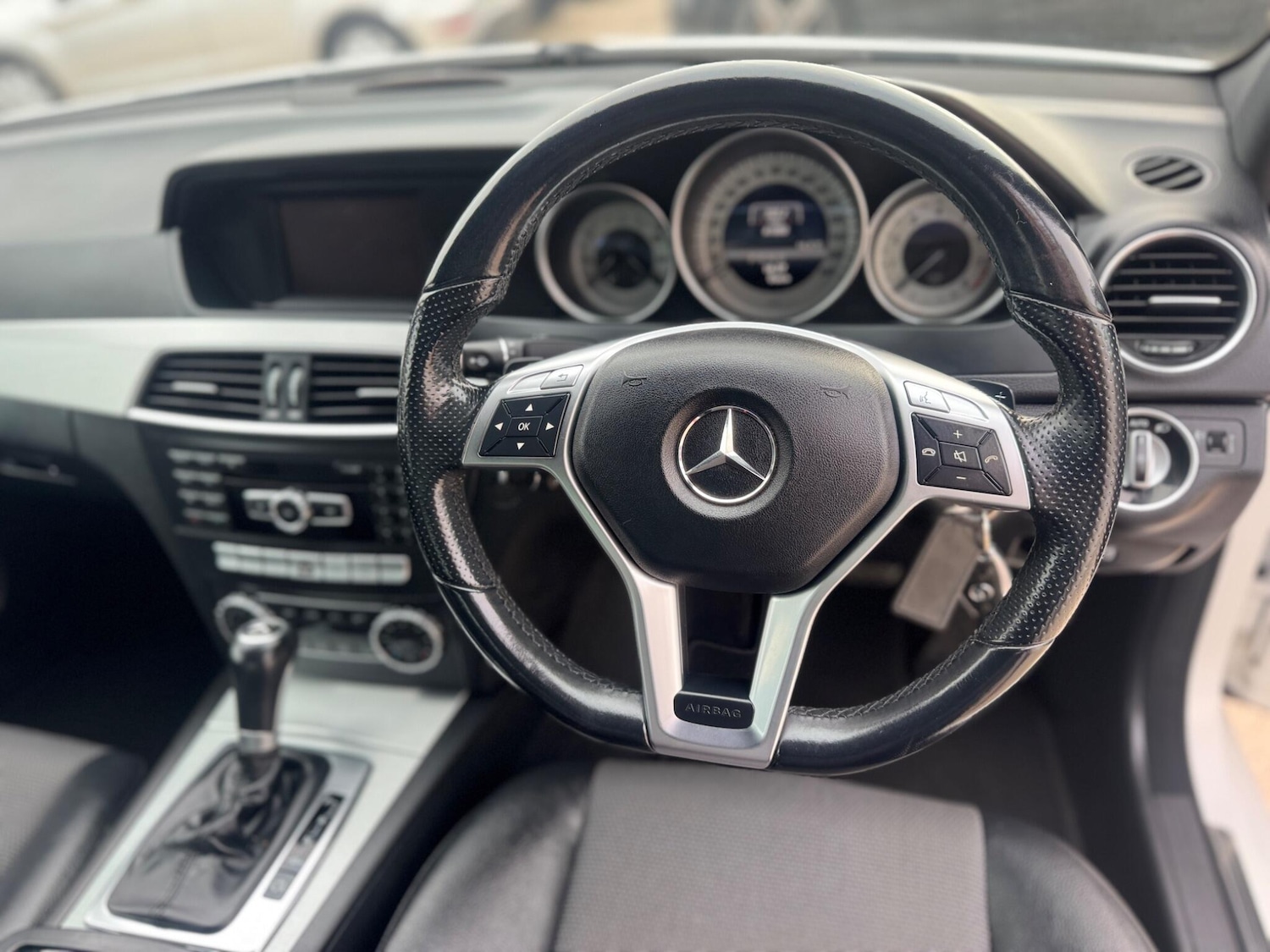 Used Mercedes-Benz C Class 2013 for sale - 77982685: Photo 27