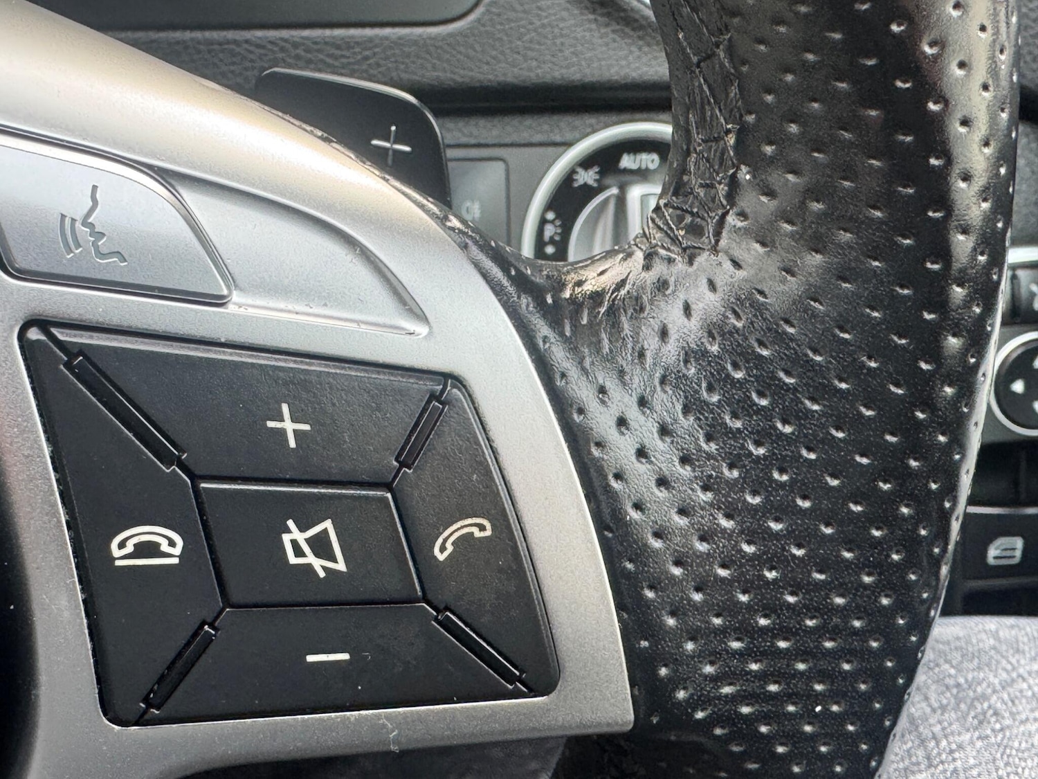 Used Mercedes-Benz C Class 2013 for sale - 77982685: Photo 41