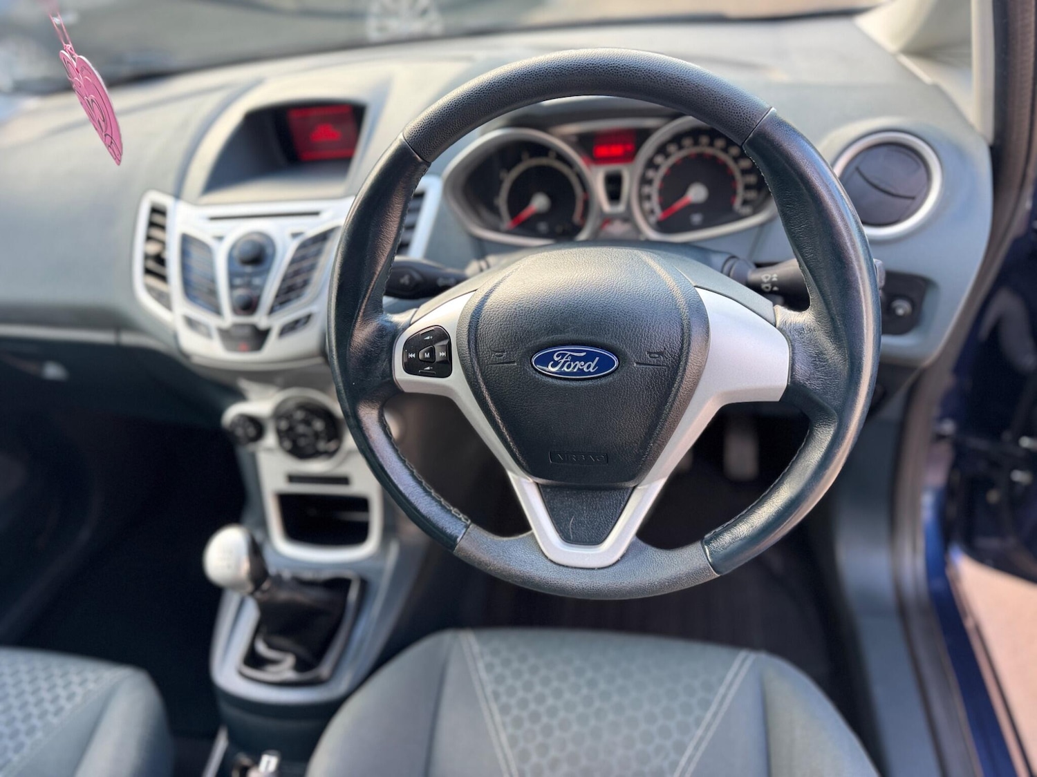 Used Ford Fiesta 2011 for sale - 76701584: Photo 3