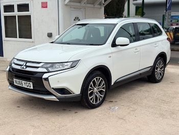Used Mitsubishi Outlander 2016 for sale - 77709602: Photo