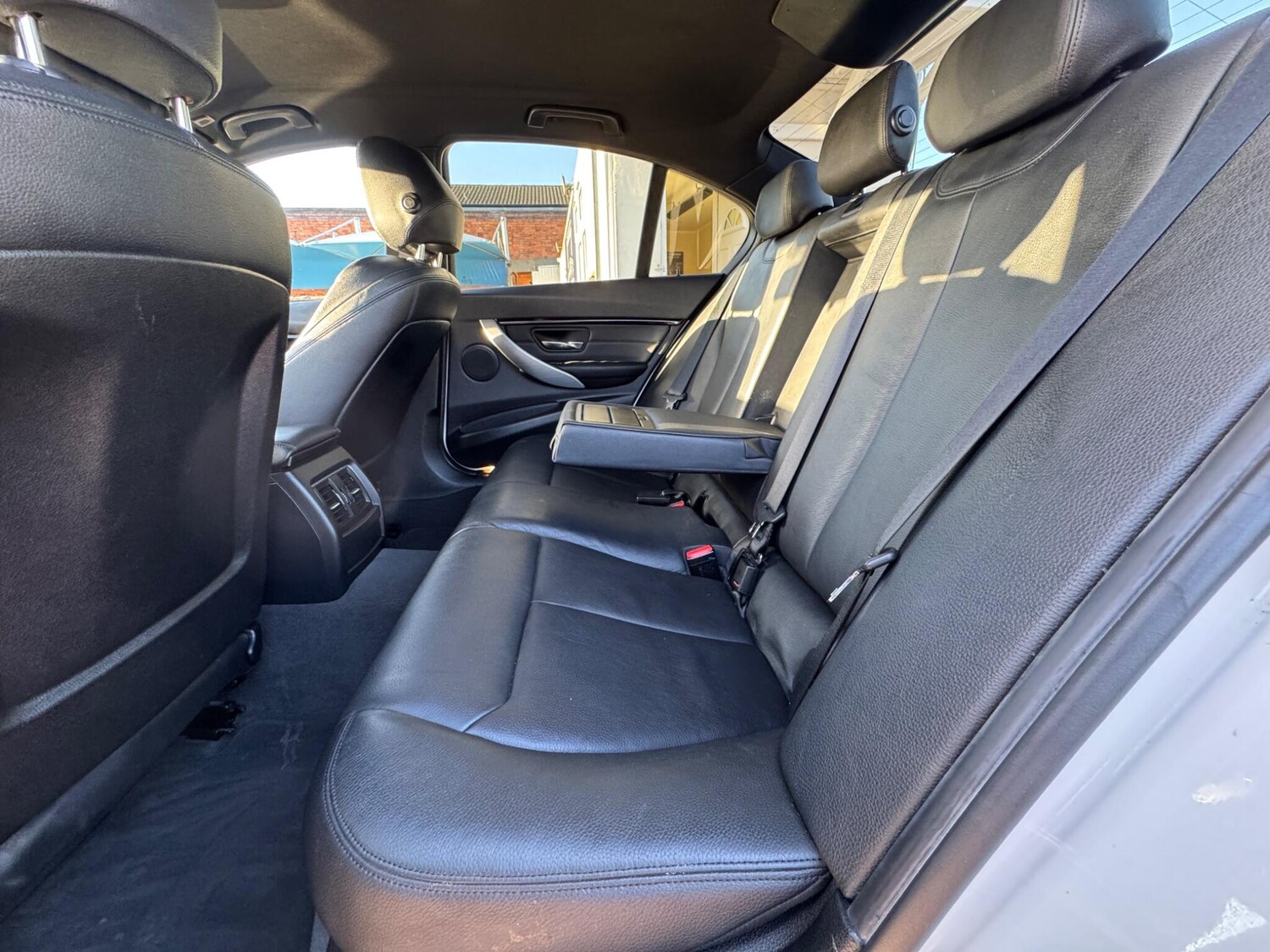 Used BMW 3 Series 2015 for sale - 76513154: Photo 32