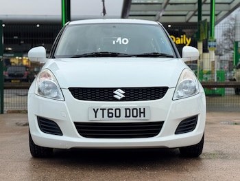 Used Suzuki Swift 2010 for sale - 76964617: Photo