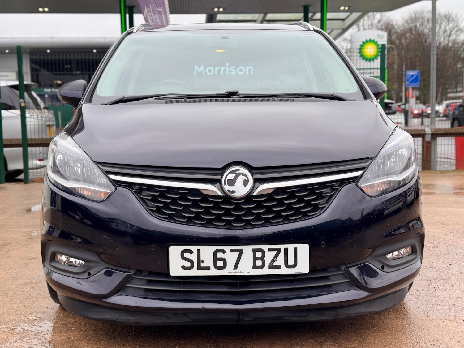 Used Vauxhall Zafira 2017 for sale - 77305851: Photo 2