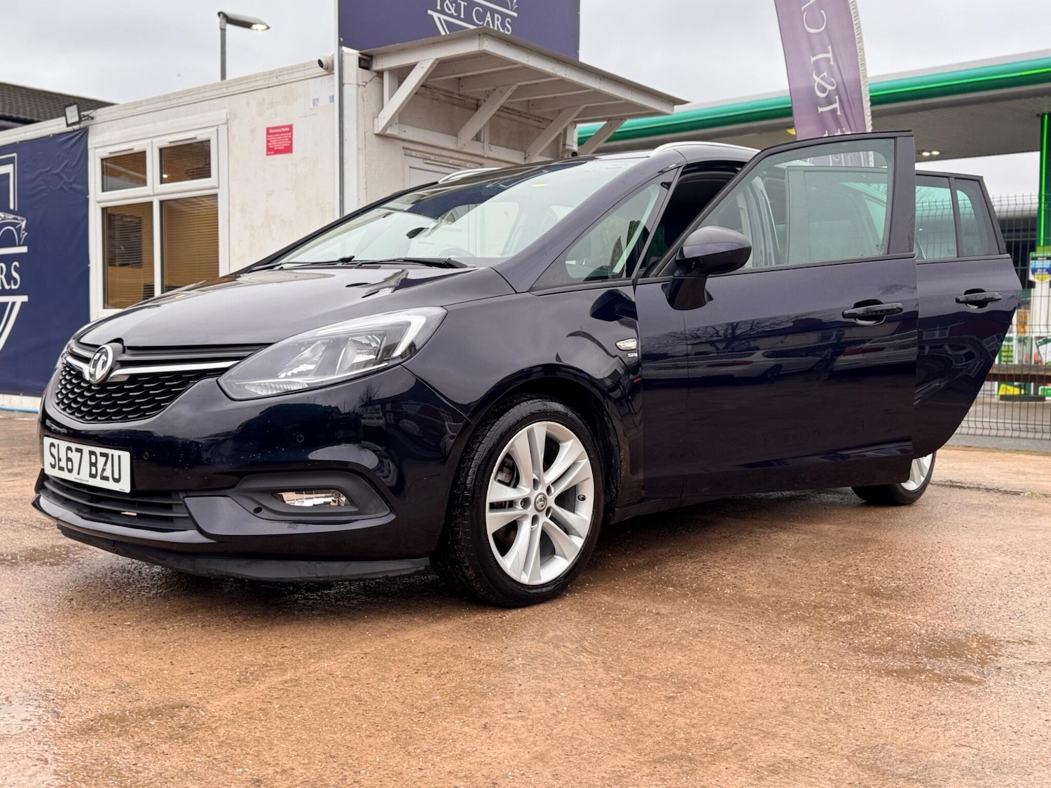 Used Vauxhall Zafira 2017 for sale - 77305851: Photo 25