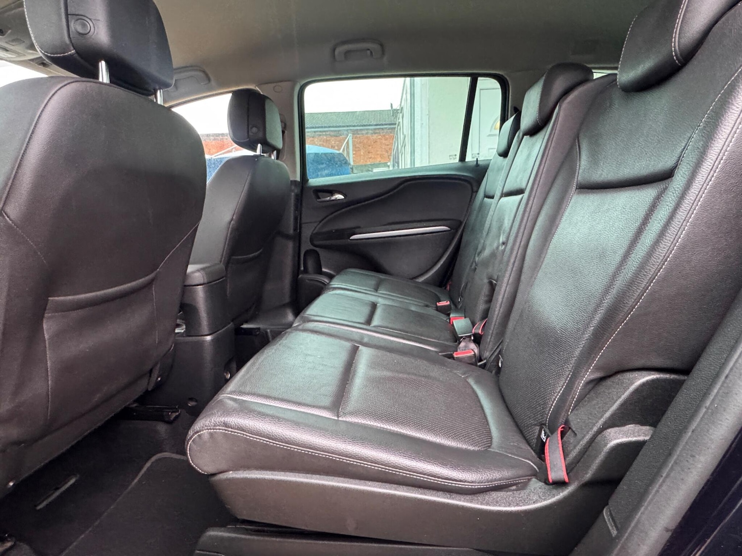 Used Vauxhall Zafira 2017 for sale - 77305851: Photo 37