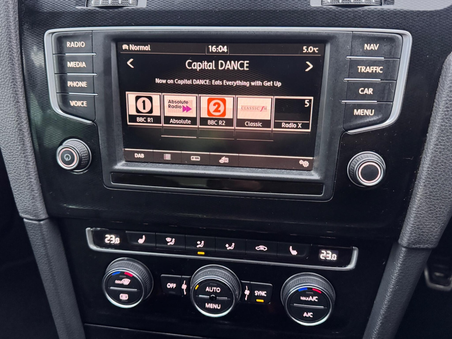 Used Volkswagen Golf 2015 for sale - 77468761: Photo 41