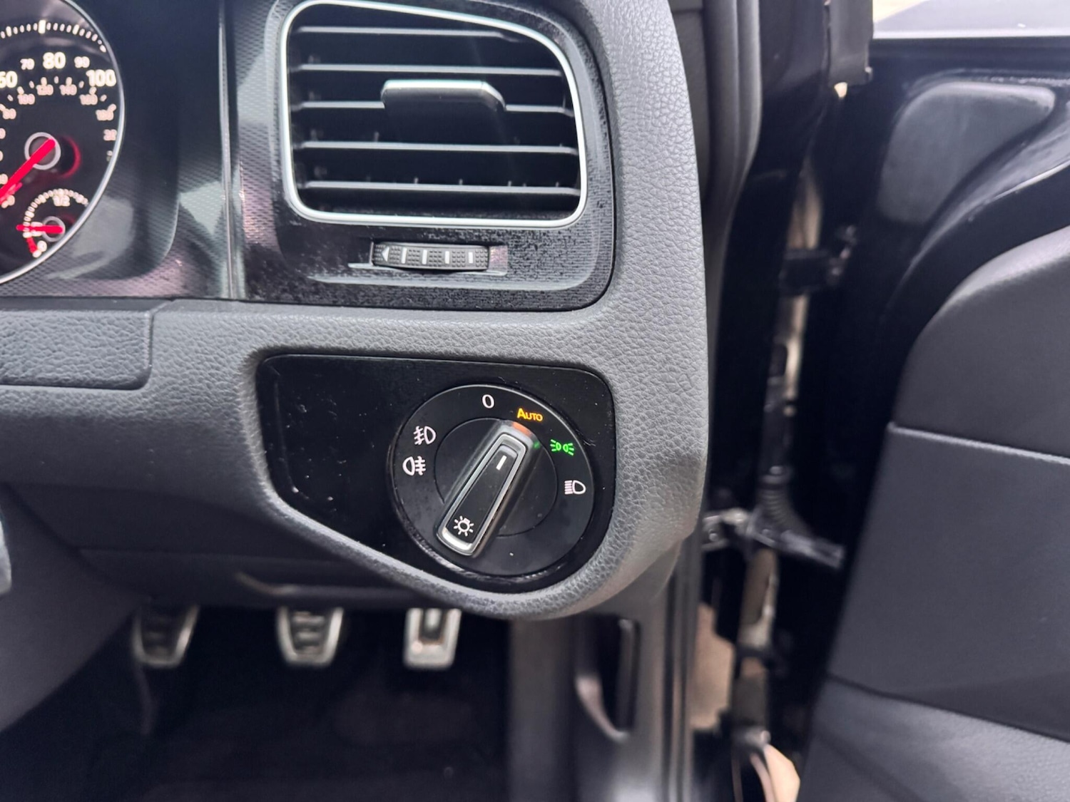 Used Volkswagen Golf 2015 for sale - 77468761: Photo 45