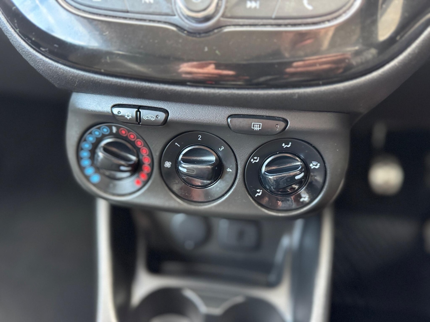 Used Vauxhall Corsa 2016 for sale - 78006292: Photo 35