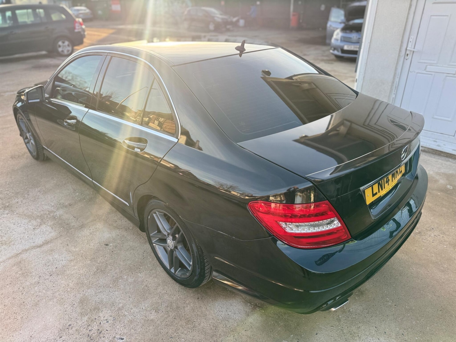 Used Mercedes-Benz C Class 2014 for sale - 77658576: Photo 22