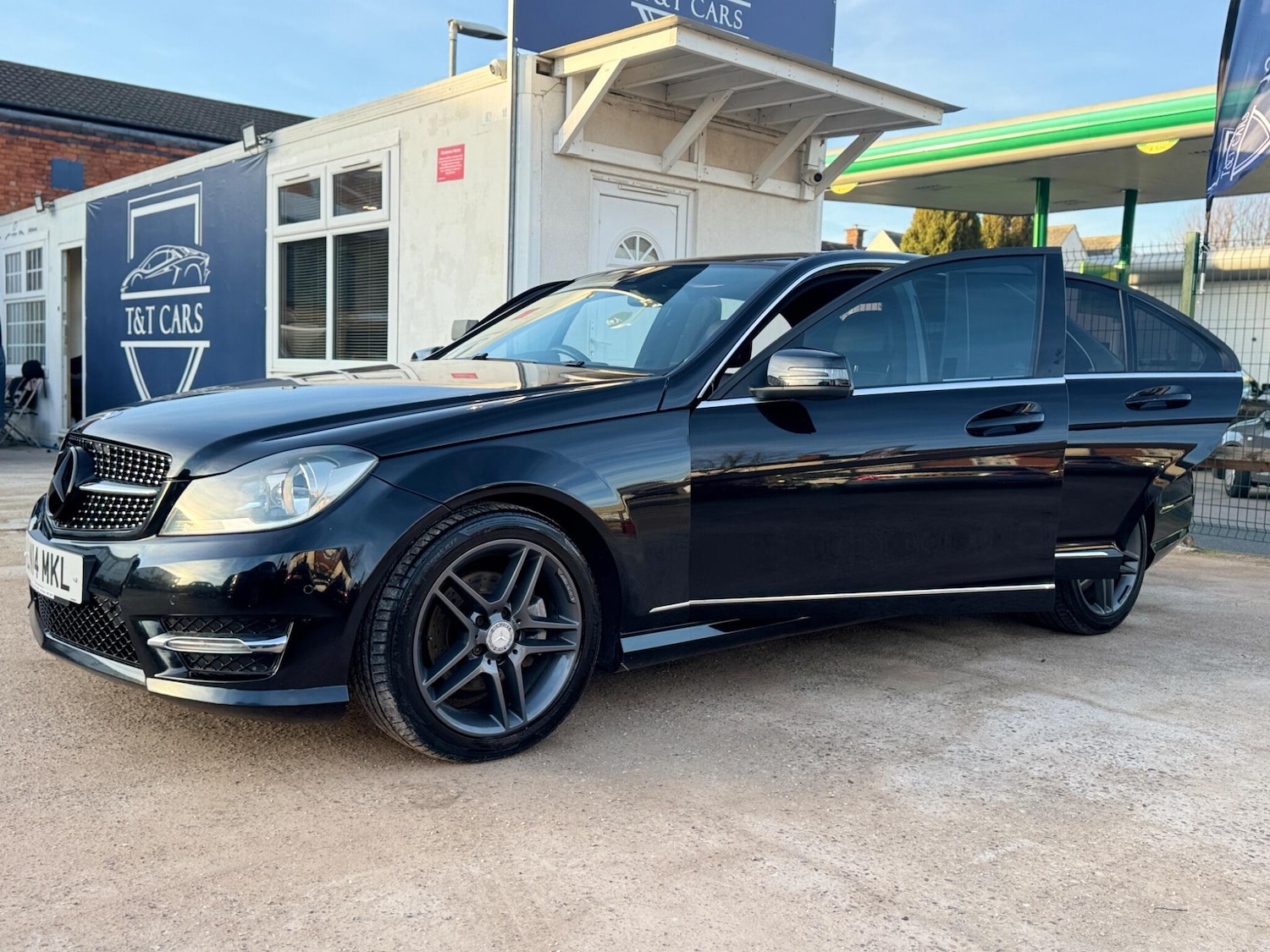 Used Mercedes-Benz C Class 2014 for sale - 77658576: Photo 24