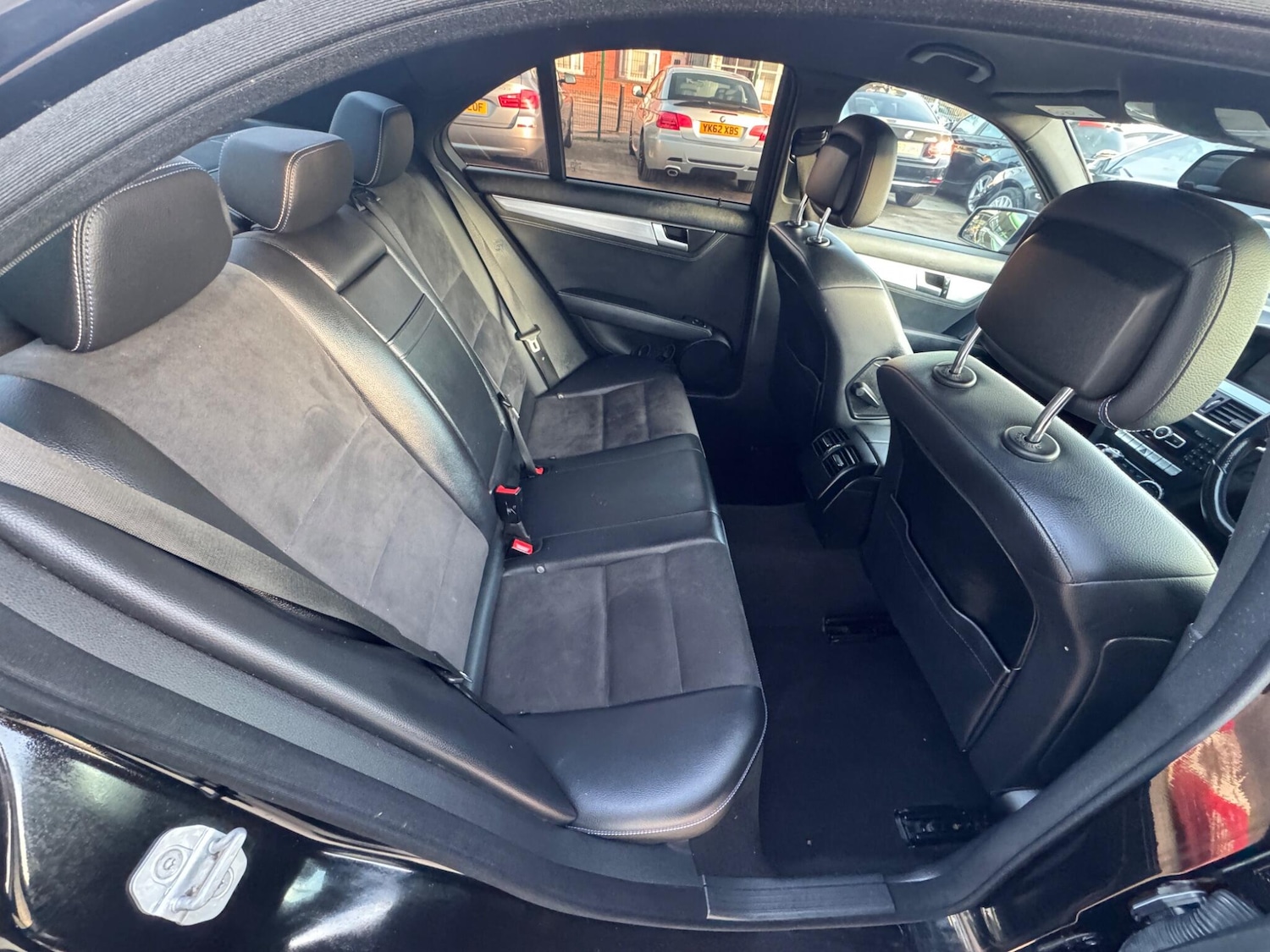 Used Mercedes-Benz C Class 2014 for sale - 77658576: Photo 29