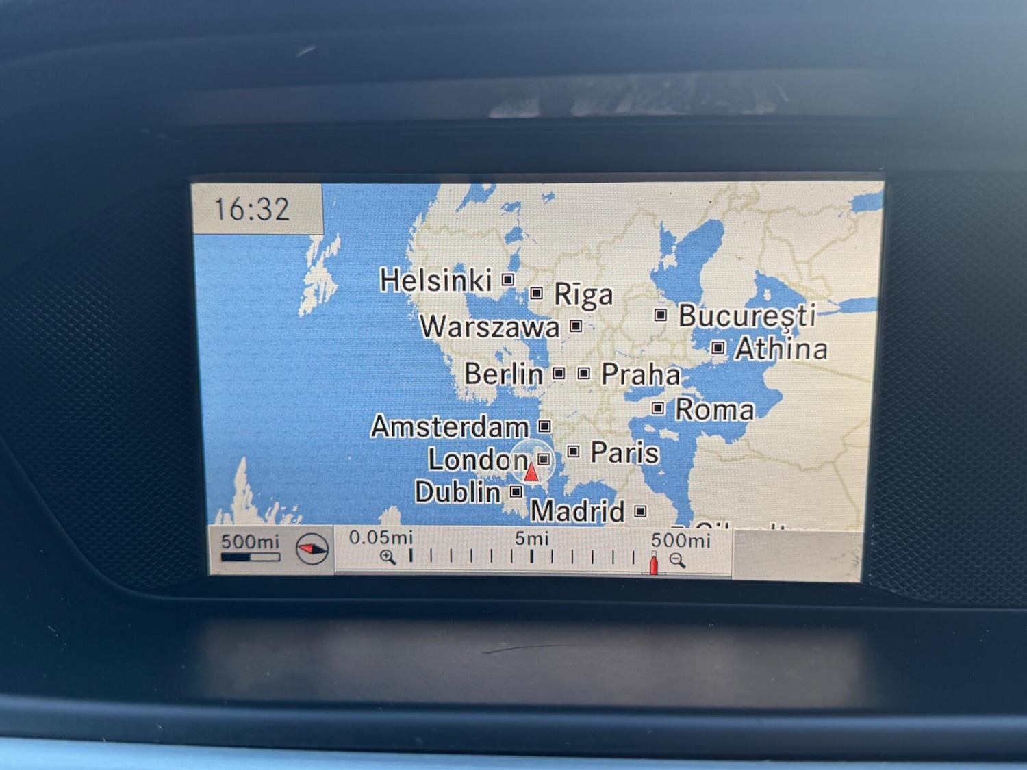 Used Mercedes-Benz C Class 2014 for sale - 77658576: Photo 42