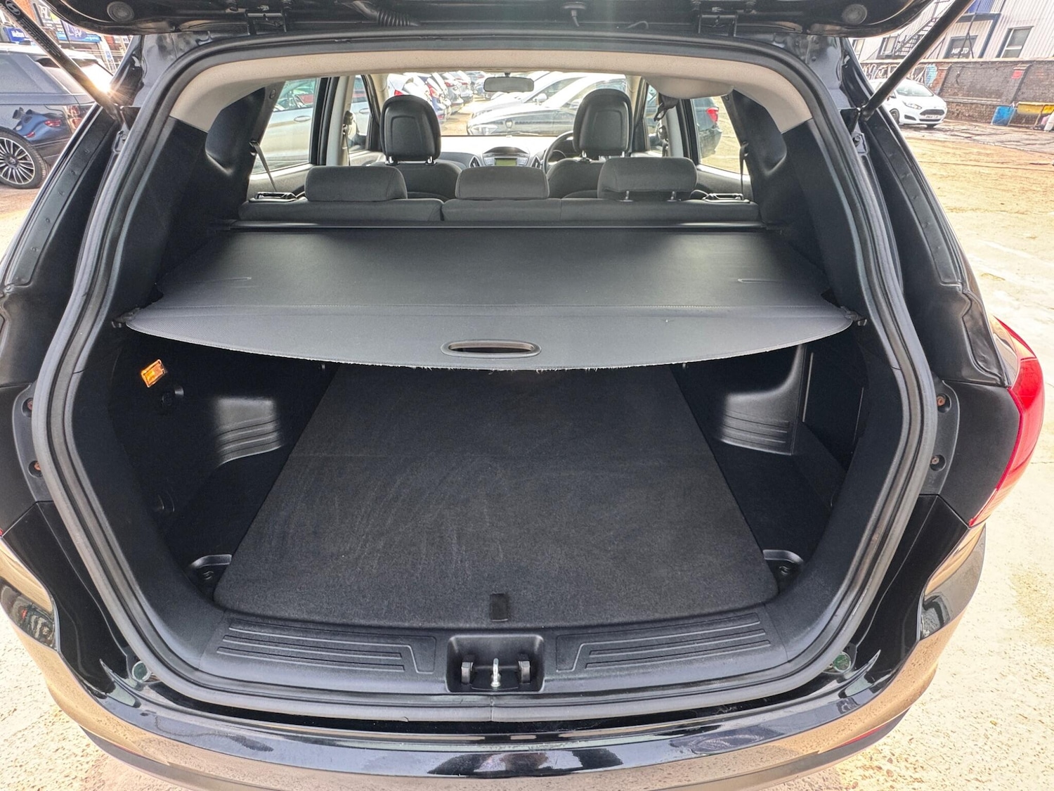 Used Hyundai Ix35 2015 for sale - 77970673: Photo 36