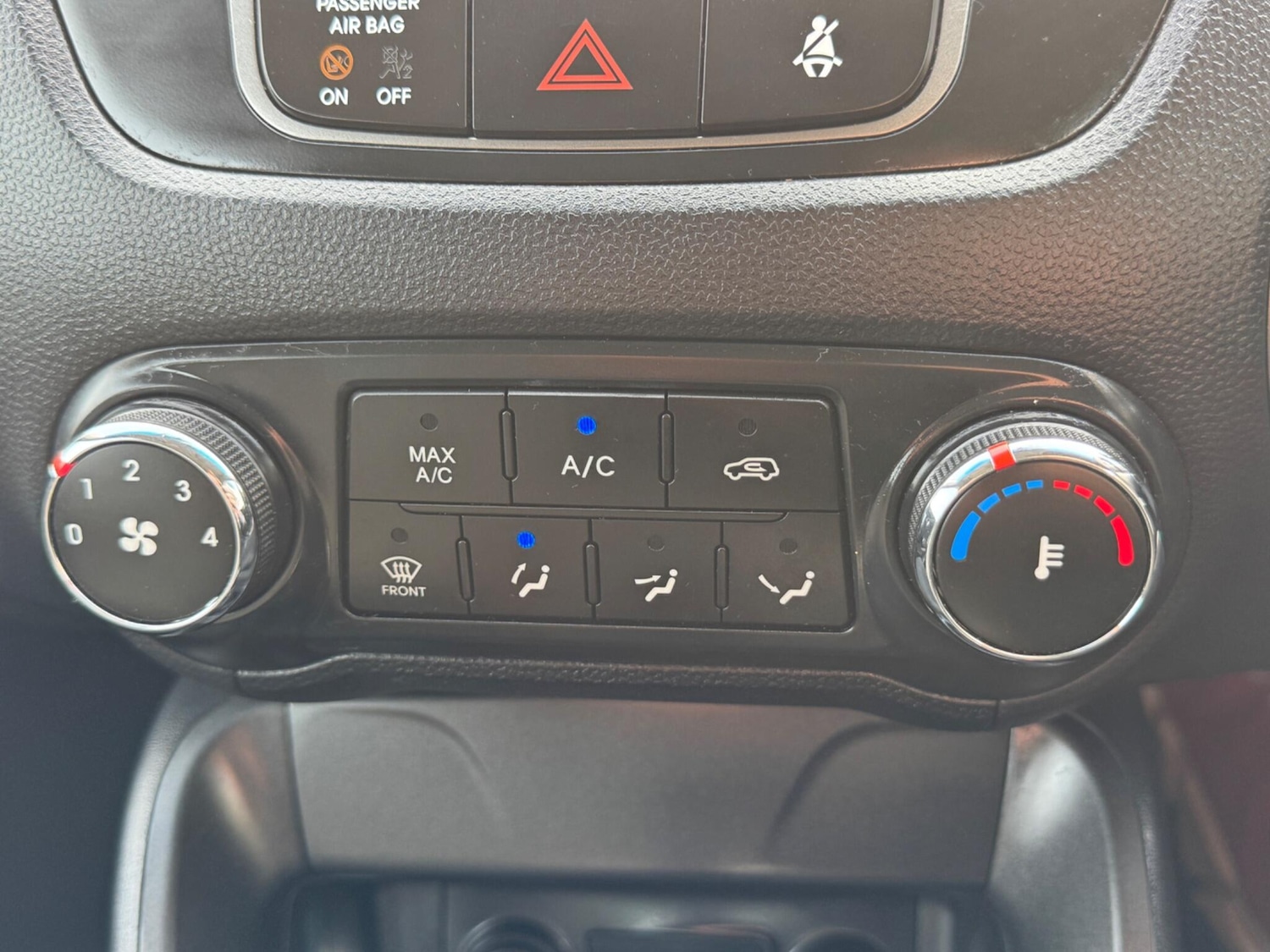 Used Hyundai Ix35 2015 for sale - 77970673: Photo 40