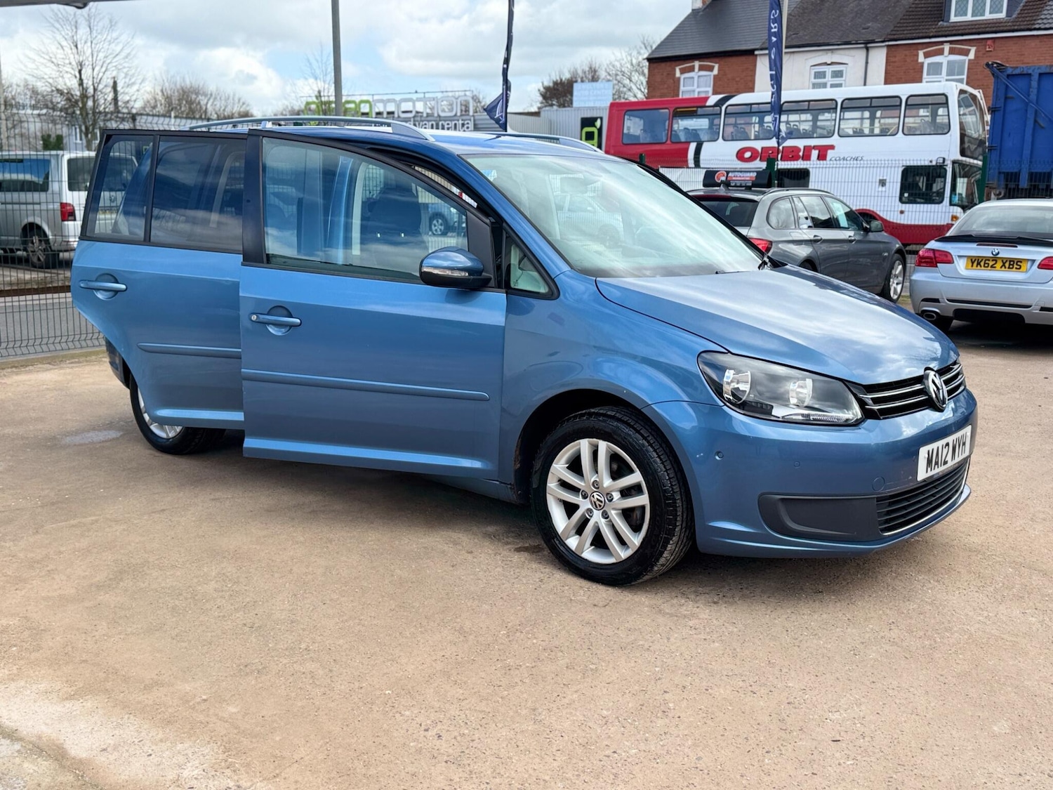 Used Volkswagen Touran 2012 for sale - 77838745: Photo 19