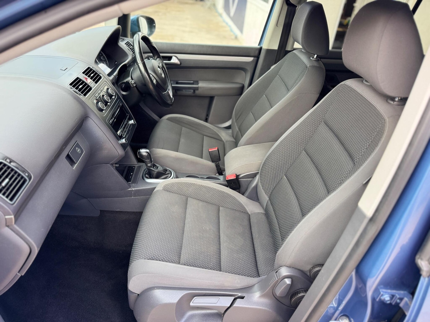 Used Volkswagen Touran 2012 for sale - 77838745: Photo 28