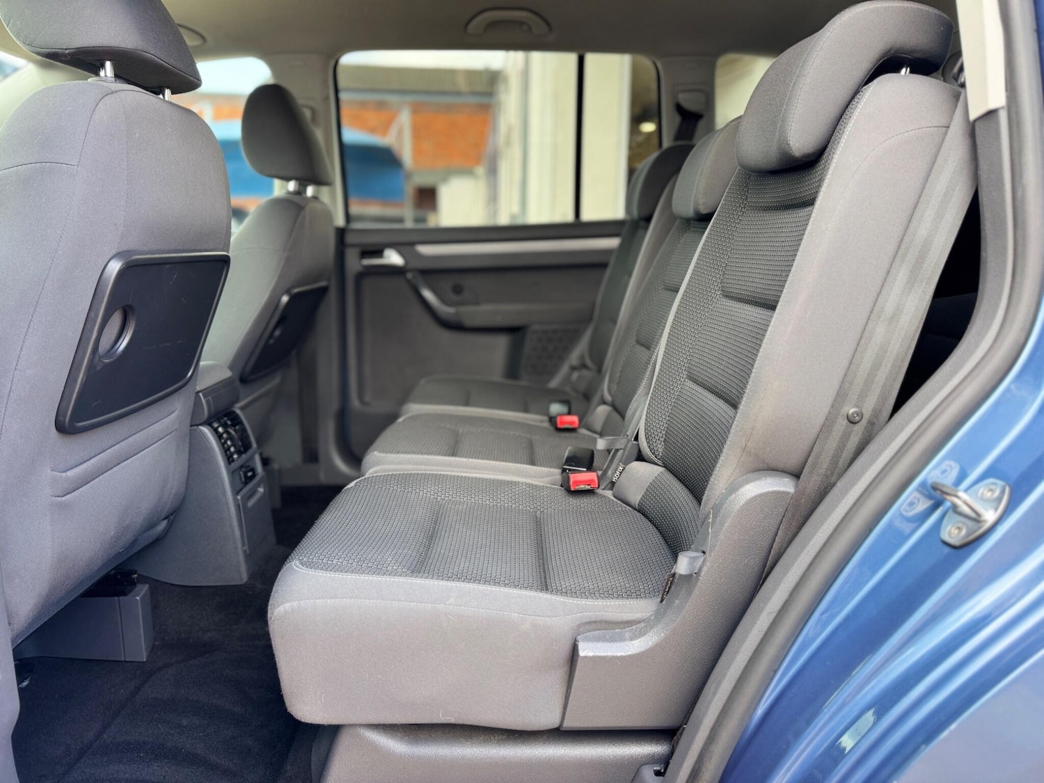 Used Volkswagen Touran 2012 for sale - 77838745: Photo 31