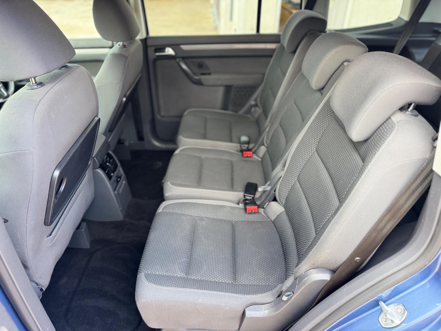 Used Volkswagen Touran 2012 for sale - 77838745: Photo 32