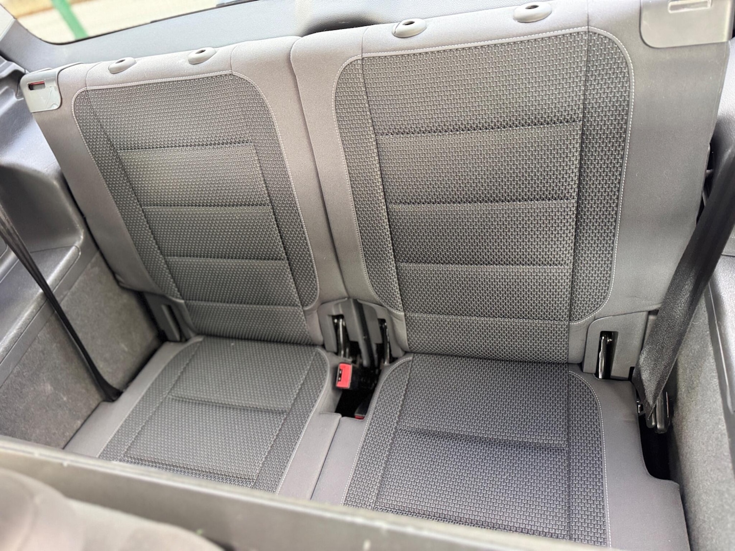 Used Volkswagen Touran 2012 for sale - 77838745: Photo 35