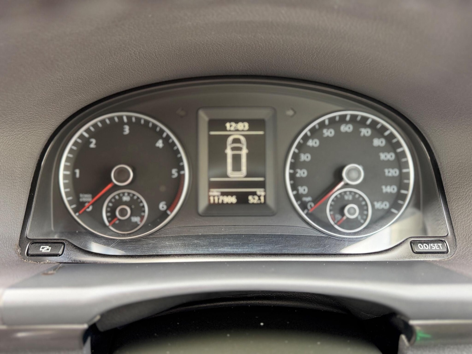 Used Volkswagen Touran 2012 for sale - 77838745: Photo 4